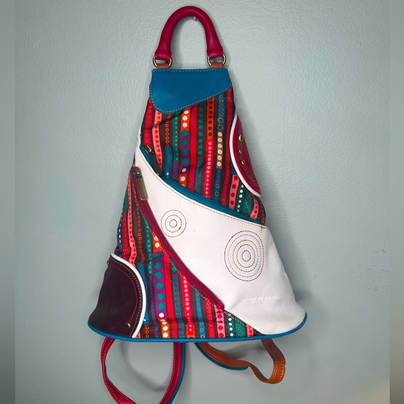 NWT Cirque Du Soleil triangle sling backpack - Picture 1 of 12